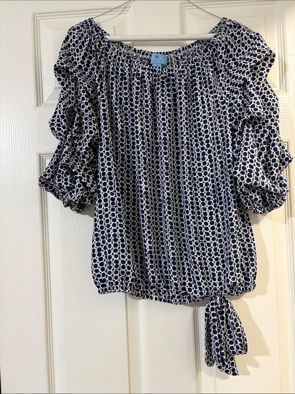 CeCe Navy and White Printed Tie-Hem Blouse Medium